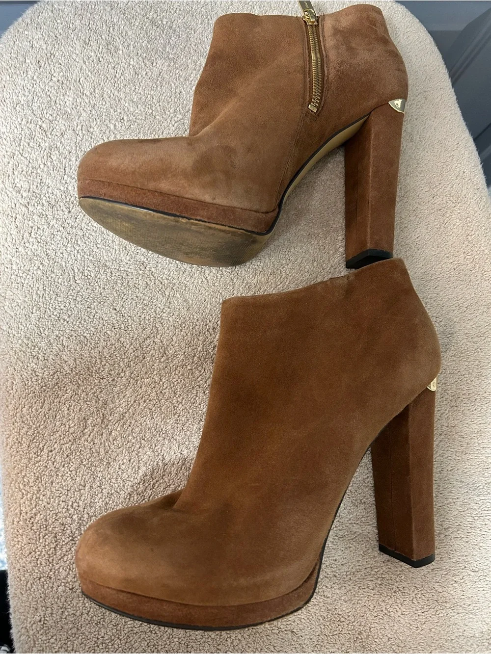 Michael Kors good preowned